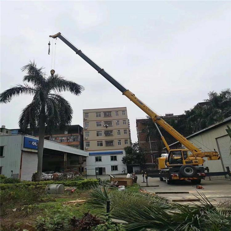 普定12吨吊车出租一天的收费标准是什么