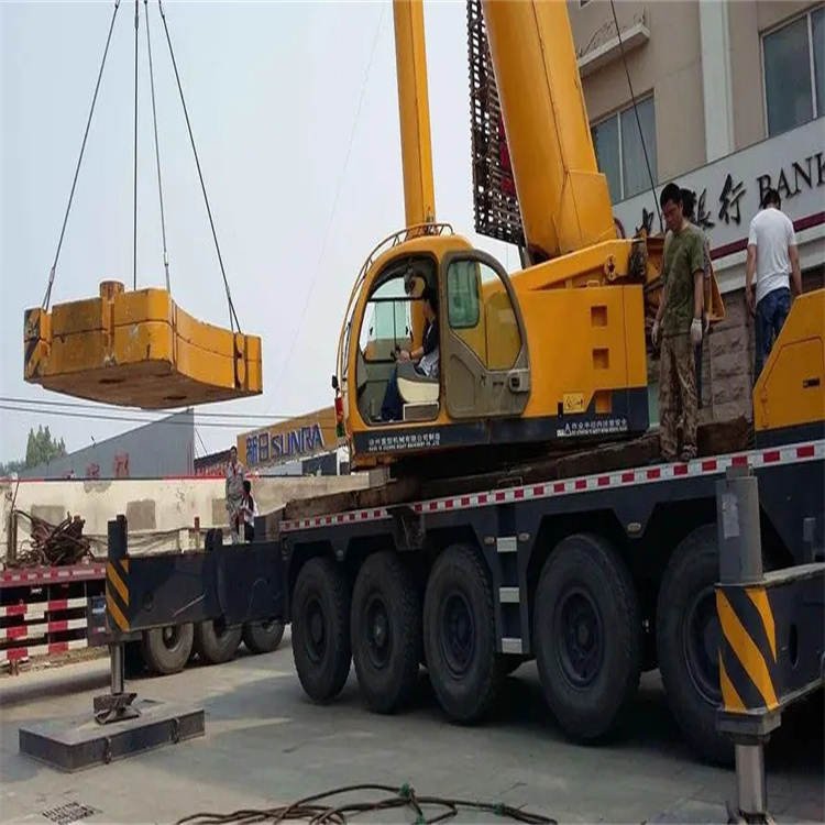 普定当地吊车出租|机器吊装|75吨|工厂搬迁服务